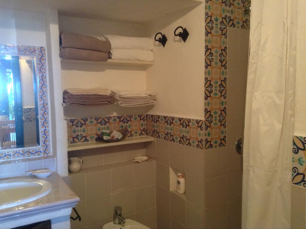 La Casa Di Via Lungomare Villa Santa Marina Salina Bagian luar foto