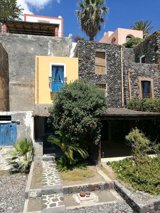La Casa Di Via Lungomare Villa Santa Marina Salina Bagian luar foto