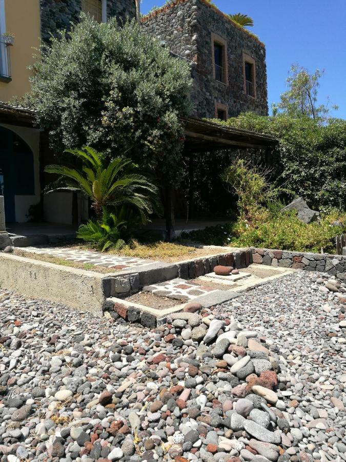 La Casa Di Via Lungomare Villa Santa Marina Salina Bagian luar foto