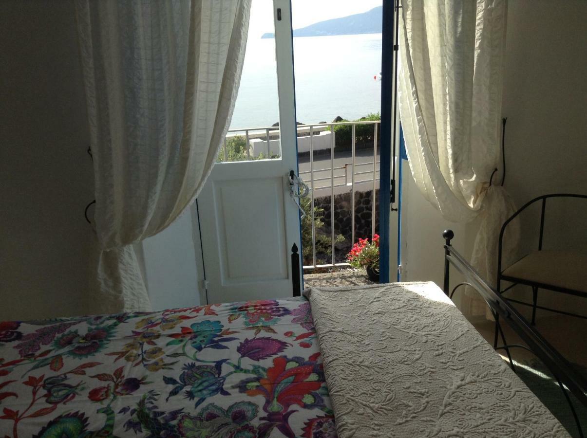 La Casa Di Via Lungomare Villa Santa Marina Salina Bagian luar foto