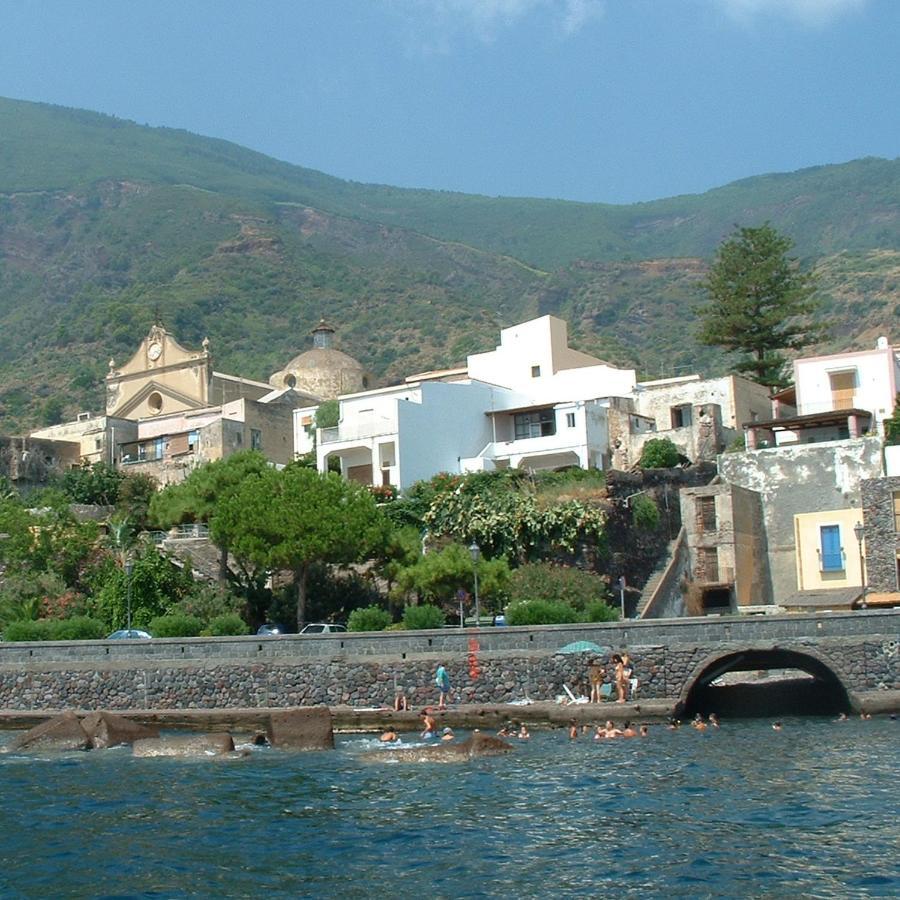 La Casa Di Via Lungomare Villa Santa Marina Salina Ruang foto